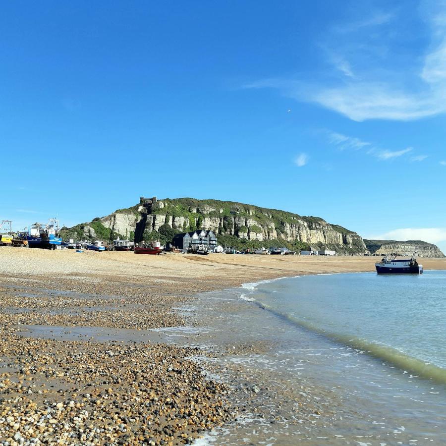 West Hill Retreat Seaview Balcony Chic Loft Studio & Free Parking Hastings Eksteriør bilde