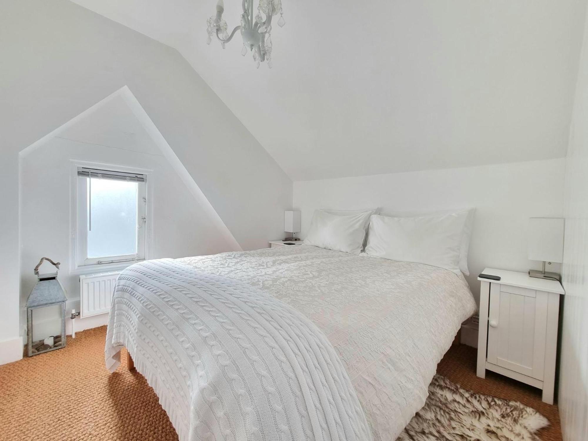 West Hill Retreat Seaview Balcony Chic Loft Studio & Free Parking Hastings Eksteriør bilde