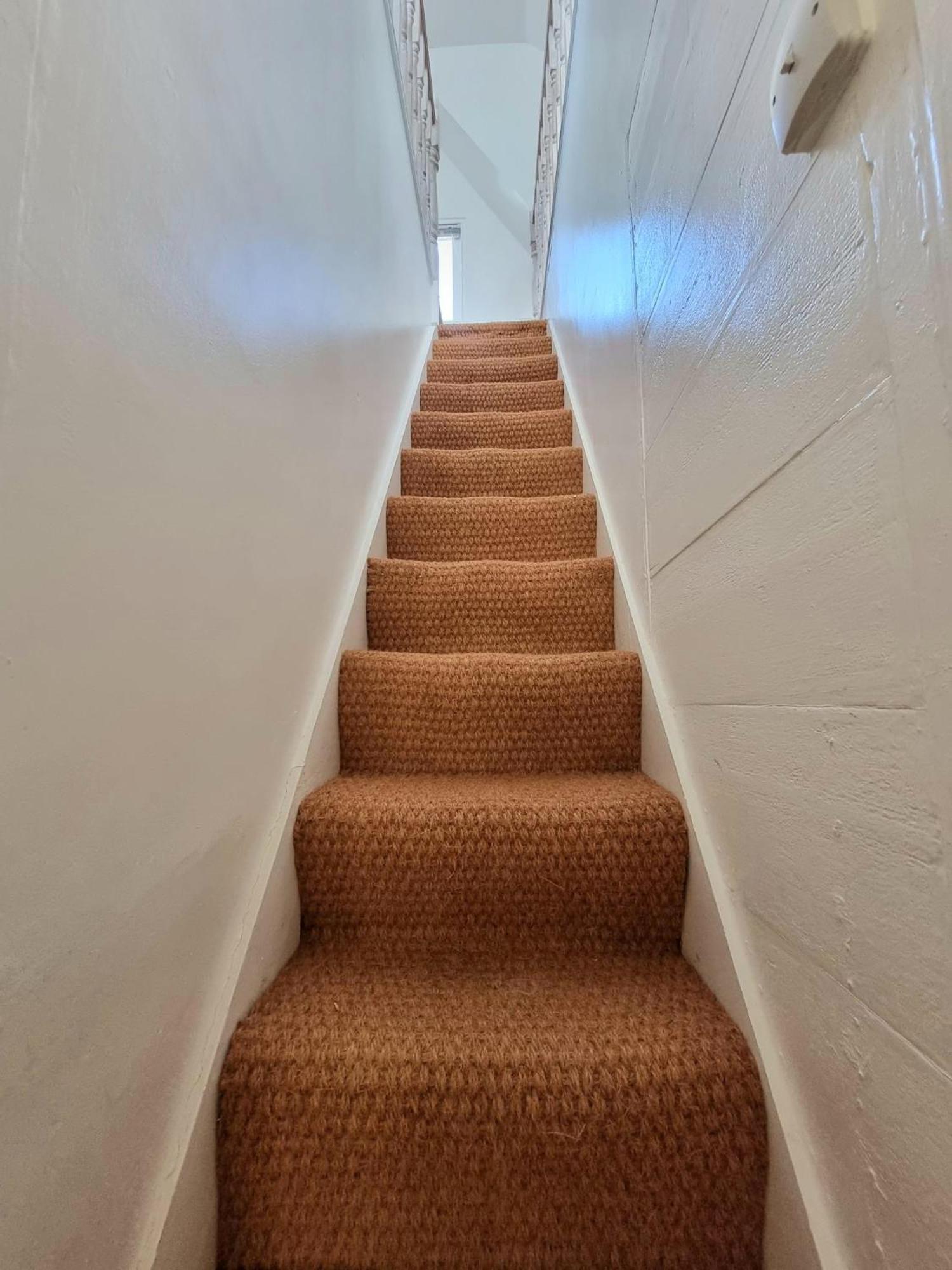West Hill Retreat Seaview Balcony Chic Loft Studio & Free Parking Hastings Eksteriør bilde